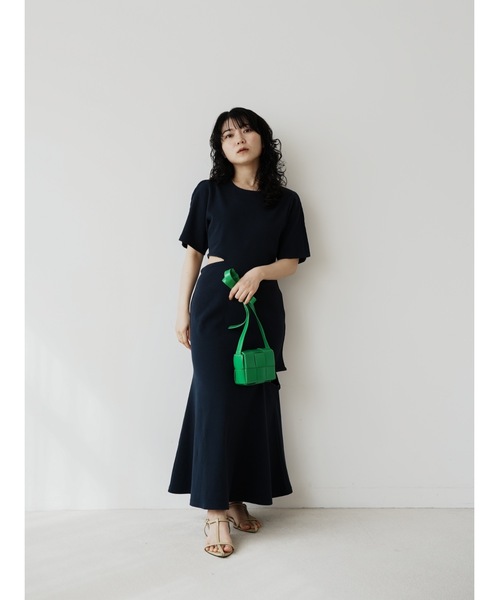 Katrin TOKYO(カトリーントーキョー)の「many way hook slit onepiece(ワンピース・レディース・レッド系/ネイビー・S-Short/M/S/XS)」の5枚目の写真