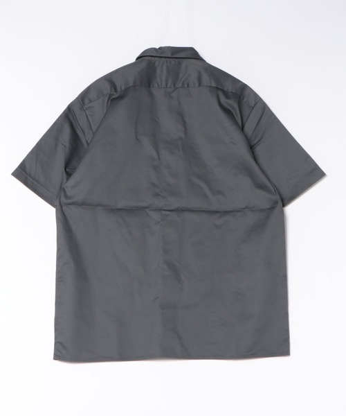 Dickies(ディッキーズ)の「【DICKIES/ディッキーズ】【シワになりにくく丈夫】TCツイルワークシャツ DC2028 フラップポケット ユニセックス スケーター ストリート アメカジ 定番(シャツ/ブラウス・メンズ・ダークベージュ/チャコールグレー/ブラック・X-LARGE/LARGE/MEDIUM)」の5枚目の写真