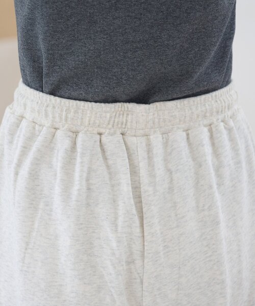 DISCOAT(ディスコート)の「裾レース裏毛パンツ(その他パンツ・レディース・ライトベージュ/ライトグレー・SMALL/MEDIUM/LARGE)」の17枚目の写真