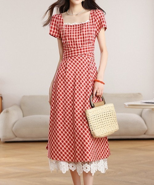 LUCPY（ラクピー）の「チェック柄レース切替ロングワンピース（ワンピース・レディース・レッド・X-LARGE/LARGE/MEDIUM/SMALL）」の3枚目の写真