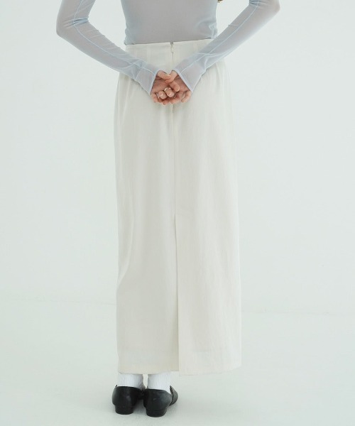 CLANE(クラネ)の「LOW WAIST STRAIGHT SKIRT 10109-6063(スカート・レディース・ブラック/オフホワイト・2/1)」の7枚目の写真