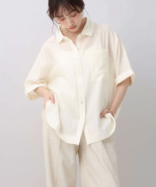 NOAHL(ノアル)の「【NOAHL】シアー半袖オーバーシャツ(シャツ/ブラウス・レディース・ダークブラウン/グレイッシュベージュ/アイボリー・FREE)」の2枚目の写真