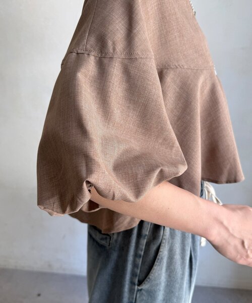 DouDou(ドゥドゥ)の「【WEB限定/セット着用可能】リネンライクジップボレロ(シャツ/ブラウス・レディース・グレイッシュベージュ/グレー/ブラック・FREE)」の11枚目の写真