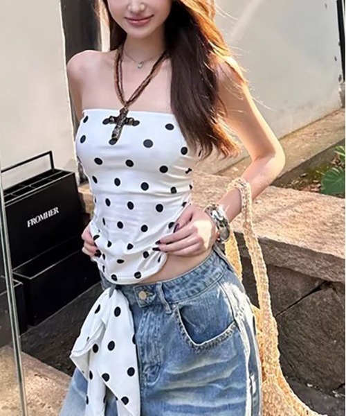 gossip!ロサンゼルス(ゴシップロサンゼルス)の「Y2Kレトロドット柄 ストレッチ ベアトップ チューブトップ(Tシャツ/カットソー・レディース・ホワイト・M)」の7枚目の写真