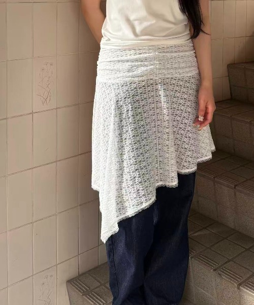 hugi（ハギ）の「LACE BLOOM SKIRT / レースブルームスカート（スカート・レディース・ホワイト・FREE）」の2枚目の写真