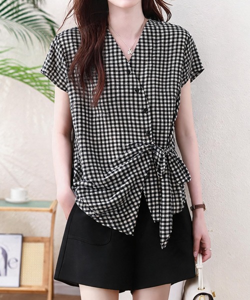 LUCPY(ラクピー)の「ギンガムチェックカシュクールブラウス(シャツ/ブラウス・レディース・ブラック・XXX-LARGE/XX-LARGE/X-LARGE/LARGE)」の1枚目の写真