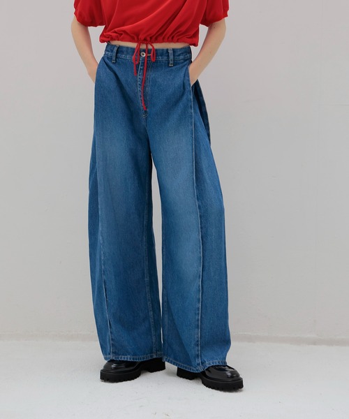 DRESSLAVE(ドレスレイブ)の「lyocell denim side tuck wide pants(リヨセルデニムショート丈ジャケットサイドタックワイドパンツ)(デニムパンツ・レディース・インディゴブルー・38/36)」の6枚目の写真