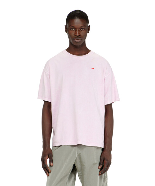 DIESEL（ディーゼル）の「メンズ Tシャツ T-BOXT-AA14（Tシャツ/カットソー・メンズ・ブラック系その他/ピンク系その他/ベージュ系その他・X-SMALL/MEDIUM/SMALL/X-LARGE/XXX-LARGE/LARGE/XX-LARGE）」の3枚目の写真