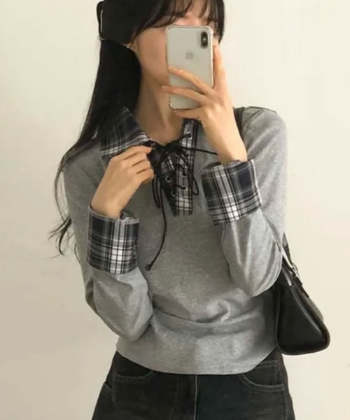 2ly2(トゥーリートゥー)の「レースアップ×チェック切替が映える / 大人ガーリートップス(Tシャツ/カットソー・レディース・ブラック/ホワイト/グレー・FREE)」の11枚目の写真