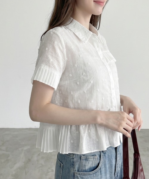 umune(ウムネ)の「ブラウス ドット柄 ジャガード 裾プリーツ フリル 5分袖 五分袖 衿付き シアー 透け感 フェミニン トップス 夏(シャツ/ブラウス・レディース・オフホワイト/ブラック・FREE)」の14枚目の写真