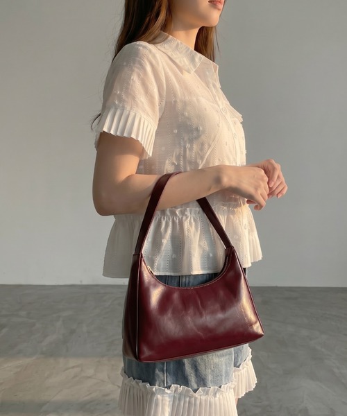 umune(ウムネ)の「ブラウス ドット柄 ジャガード 裾プリーツ フリル 5分袖 五分袖 衿付き シアー 透け感 フェミニン トップス 夏(シャツ/ブラウス・レディース・オフホワイト/ブラック・FREE)」の9枚目の写真