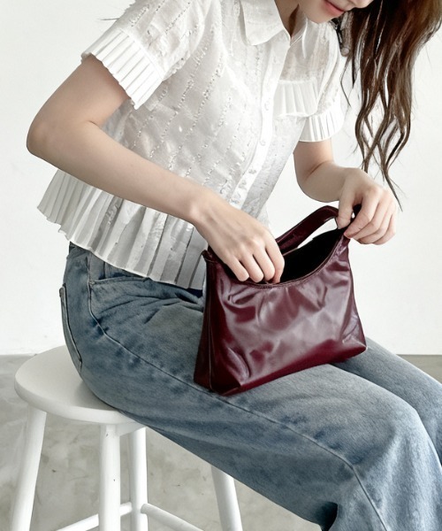 umune(ウムネ)の「ブラウス ドット柄 ジャガード 裾プリーツ フリル 5分袖 五分袖 衿付き シアー 透け感 フェミニン トップス 夏(シャツ/ブラウス・レディース・オフホワイト/ブラック・FREE)」の12枚目の写真