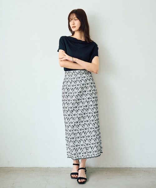 YECCA VECCA(イェッカヴェッカ)の「【接触冷感】ドレープカットトップス(Tシャツ/カットソー・レディース・ブラウン/ブルーグリーン/ブラック・FREE)」の12枚目の写真