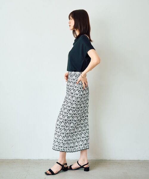 YECCA VECCA(イェッカヴェッカ)の「【接触冷感】ドレープカットトップス(Tシャツ/カットソー・レディース・ブラウン/ブルーグリーン/ブラック・FREE)」の14枚目の写真