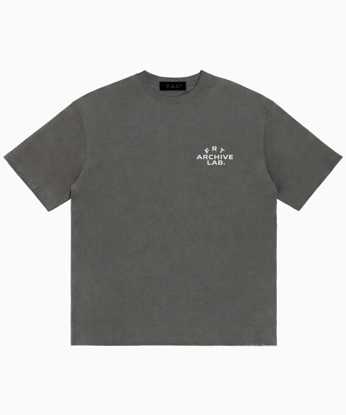 MOON FAIRY（ムーンフェアリー）の「FRT オーバーサイズ 半袖Tシャツ [チャコール]（Tシャツ/カットソー・レディース・その他・LARGE/MEDIUM/SMALL/X-LARGE）」の2枚目の写真