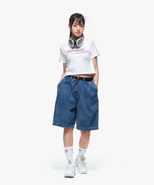 MOZMOZ(モズモズ)の「Y2Kロゴセミクロップ半袖Tシャツホワイト(Tシャツ/カットソー・レディース・その他・FREE)」の3枚目の写真