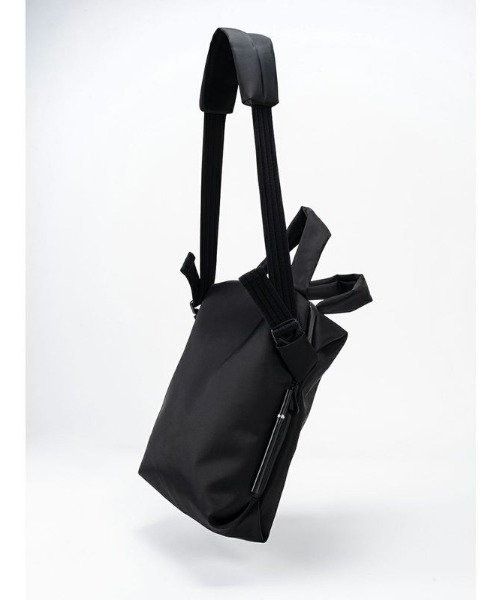 Cote&Ciel(コートエシエル)の「【cote&ciel/コートエシエル】 Rour Sleek Black / 3WAY リュック(バックパック/リュック・メンズ・ブラック・FREE)」の5枚目の写真