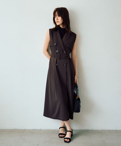 YECCA VECCA(イェッカヴェッカ)の「【UVカット/接触冷感】トレンチジレワンピース(ジャンパースカート・レディース・ブラウン/ボルドー/ベージュ・FREE)」の1枚目の写真