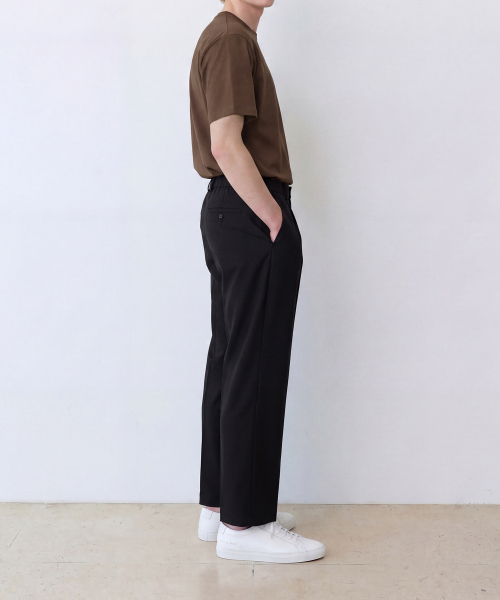 EDINBURGH CLUB(エディンバラクラブ)の「ESSENTIAL EMBROIDERY T-SHIRT (BROWN)(Tシャツ/カットソー・メンズ・ブラウン・SMALL/MEDIUM/LARGE)」の4枚目の写真
