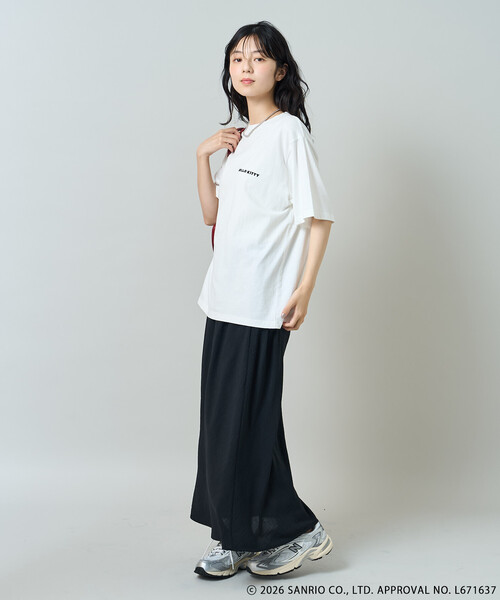 FREAK'S STORE(フリークスストア)の「SANRIO/サンリオ ”HELLO KITTY' 目隠し コミックプリントTシャツ(Tシャツ/カットソー・レディース・オフホワイト/チャコール/ピンク・フリ-)」の8枚目の写真
