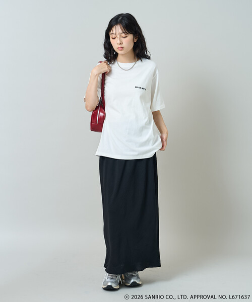 FREAK'S STORE(フリークスストア)の「SANRIO/サンリオ ”HELLO KITTY' 目隠し コミックプリントTシャツ(Tシャツ/カットソー・レディース・オフホワイト/チャコール/ピンク・フリ-)」の9枚目の写真