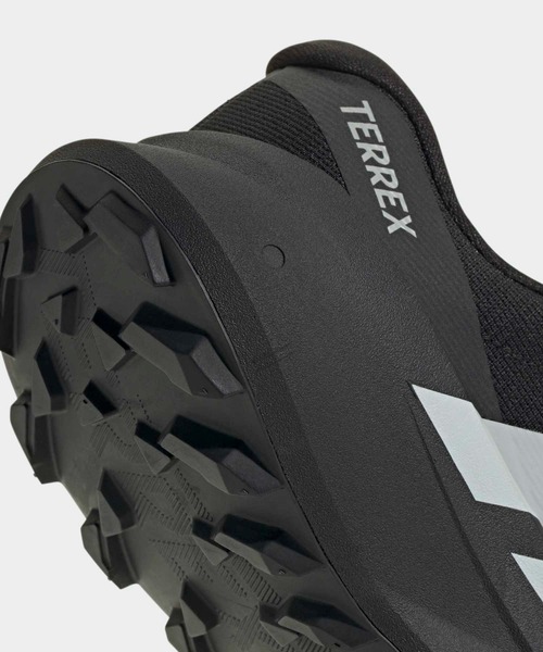 adidas（アディダス）の「テレックス アグラヴィック SL トレイルランニングシューズ / ランニングシューズ / アディダス adidas（スニーカー・メンズ・ブラック・23.0cm/24.0cm/24.5cm/23.5cm/27.5cm/25.0cm/25.5cm/29.0cm/28.5cm/28.0cm/27.0cm/26.5cm/26.0cm）」の8枚目の写真
