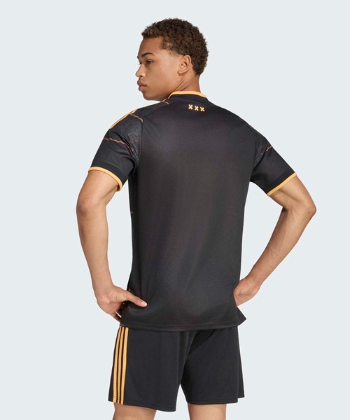 adidas(アディダス)の「アヤックス・アムステルダム 26/27 アウェイ レプリカ ユニフォーム / アディダス adidas(Tシャツ/カットソー・メンズ・ブラック・XXX-LARGE/XX-LARGE/X-LARGE/SMALL/MEDIUM/LARGE)」の2枚目の写真
