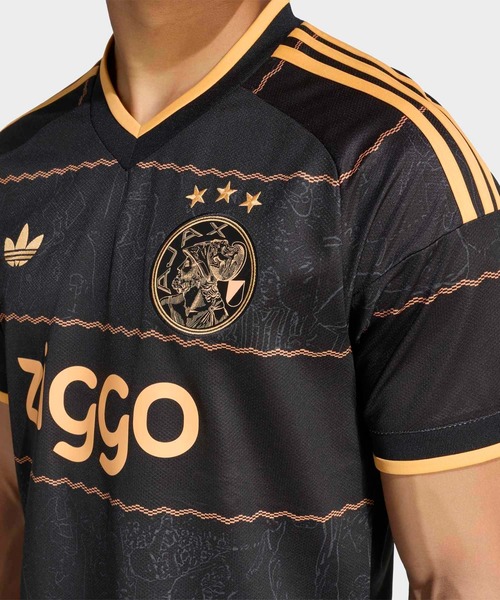 adidas(アディダス)の「アヤックス・アムステルダム 26/27 アウェイ レプリカ ユニフォーム / アディダス adidas(Tシャツ/カットソー・メンズ・ブラック・XXX-LARGE/XX-LARGE/X-LARGE/SMALL/MEDIUM/LARGE)」の3枚目の写真