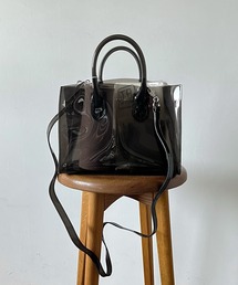 J.B. ATTIRE｜ジェイビーアタイアのバッグ（ブラック/黒色系・ビニール