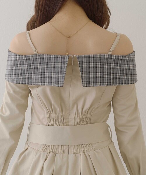 Belle Charme(ベルシャルム)の「【Belle Charme】2way Trench Onepiece(ワンピース・レディース・ブラック/ベージュ/アイボリー・FREE)」の9枚目の写真