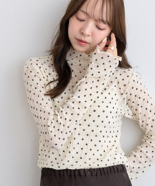 DISCOAT(ディスコート)の「【WEB限定】アソートストレッチボトルネックプルオーバー(Tシャツ/カットソー・レディース・ホワイト系その他3/ホワイト系その他/ブラック系その他/ブラック系その他3/ホワイト系その他2/ブラック系その他2・FREE)」の3枚目の写真