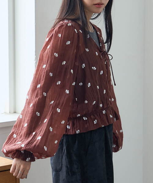 FREAK'S STORE(フリークスストア)の「花刺繍 シアーブラウス(シャツ/ブラウス・レディース・ブラウン/ブラック/オフホワイト・フリ-)」の1枚目の写真
