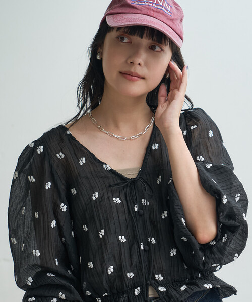 FREAK'S STORE(フリークスストア)の「花刺繍 シアーブラウス(シャツ/ブラウス・レディース・ブラウン/ブラック/オフホワイト・フリ-)」の9枚目の写真