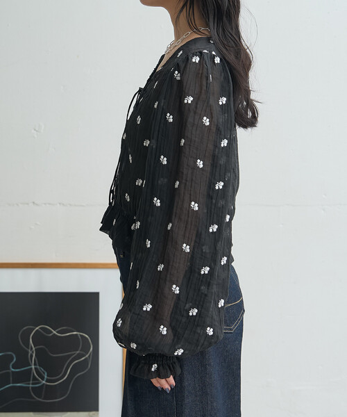 FREAK'S STORE(フリークスストア)の「花刺繍 シアーブラウス(シャツ/ブラウス・レディース・ブラウン/ブラック/オフホワイト・フリ-)」の14枚目の写真