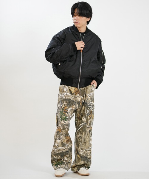 NEW ERA(ニューエラ)の「NEW ERA/ニューエラ MA-1ジャケット 15129334/15129335(MA-1・メンズ・オリーブ/ブラック・XXL/XL/L/M)」の5枚目の写真