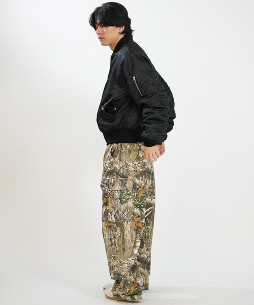 NEW ERA(ニューエラ)の「NEW ERA/ニューエラ MA-1ジャケット 15129334/15129335(MA-1・メンズ・オリーブ/ブラック・XXL/XL/L/M)」の7枚目の写真