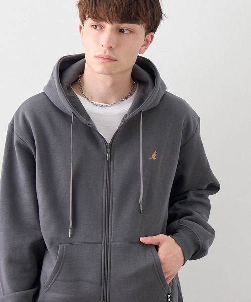 KANGOL(カンゴール)の「【KANGOL/カンゴール】別注 裏起毛 ワンポイント刺繍 ジップアップパーカー(パーカー・メンズ・ブラック/チャコールグレー/ライトグレー/アッシュグレー/ネイビー/ワイン・M/L/XL)」の3枚目の写真