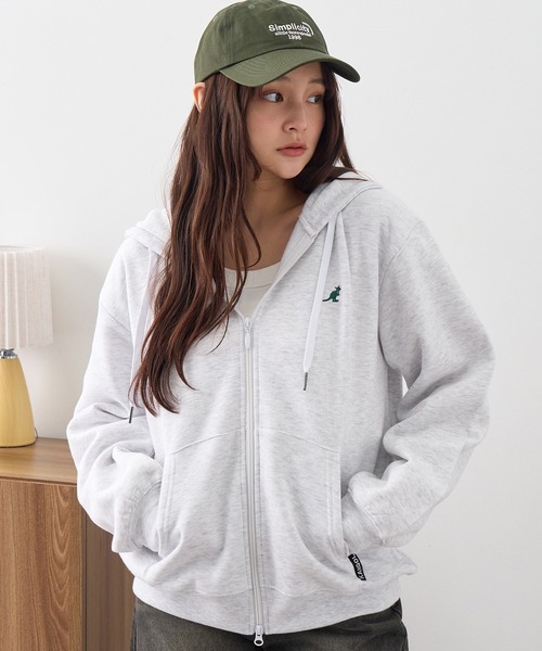 KANGOL(カンゴール)の「【KANGOL/カンゴール】別注 裏起毛 ワンポイント刺繍 ジップアップパーカー(パーカー・メンズ・ブラック/チャコールグレー/ライトグレー/アッシュグレー/ネイビー/ワイン・M/L/XL)」の4枚目の写真