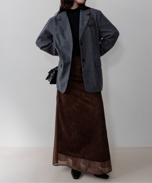 on:nue(オンニュ)の「【on:nue】スエードシアーレイヤードナロースカート /26-27 AW COLLECTION(スカート・レディース・カーキブラウン/ブラック/ブラウン・SMALL/MEDIUM)」の11枚目の写真