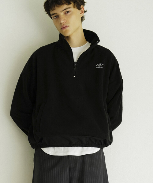 UMBRO(アンブロ)の「UMBRO × PUBLUX/アンブロ 別注 フリース プルオーバー 限定展開(スウェット・メンズ・ブラック/ネイビー/チャコールグレー・MEDIUM/LARGE)」の19枚目の写真
