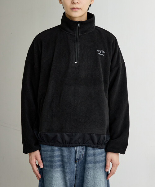 UMBRO(アンブロ)の「UMBRO × PUBLUX/アンブロ 別注 フリース プルオーバー 限定展開(スウェット・メンズ・ブラック/ネイビー/チャコールグレー・MEDIUM/LARGE)」の6枚目の写真