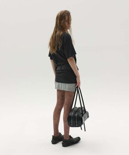 LCDC TM(エルシーディーシーティーエム)の「STRUCTURED HENLEY TOP (BLACK)(Tシャツ/カットソー・レディース・その他・OS)」の3枚目の写真