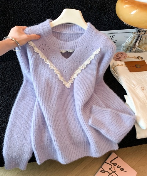 LUCPY(ラクピー)の「レースカラー チョーカー風ニットプルオーバー(その他トップス・レディース・ホワイト/パープル・LARGE/MEDIUM/SMALL)」の2枚目の写真