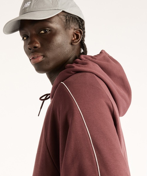 NEW BALANCE(ニューバランス)の「Trackside スウェットフーディ(裏毛)(パーカー・メンズ・ブラック/ネイビー/ライトグレー/アッシュブラウン・LARGE/XX-LARGE/X-LARGE/MEDIUM/SMALL)」の8枚目の写真