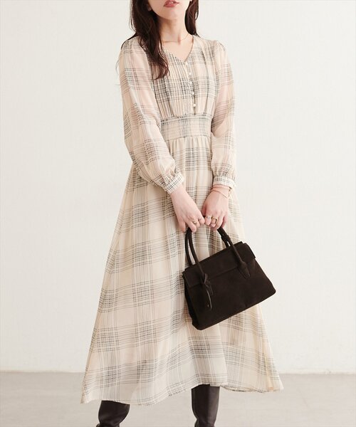 natural couture(ナチュラルクチュール)の「ピンタックプリーツお上品ワンピース(ワンピース・レディース・ブラック/チャコールグレー/ブラウン/ピンクベージュ/その他1/その他2/その他3/その他4・FREE)」の20枚目の写真