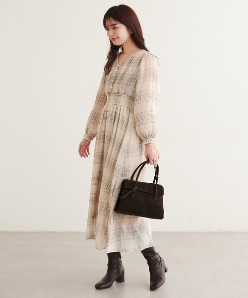 natural couture(ナチュラルクチュール)の「ピンタックプリーツお上品ワンピース(ワンピース・レディース・ブラック/チャコールグレー/ブラウン/ピンクベージュ/その他1/その他2/その他3/その他4・FREE)」の18枚目の写真