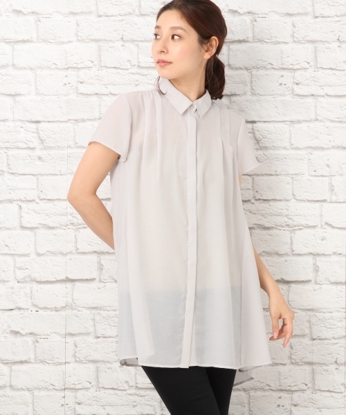 LEPSIM(レプシィム)の「シャツチュニックワンピースSS 724223(チュニック・レディース・オフホワイト/ブラック/グレイッシュベージュ・LARGE/MEDIUM)」の3枚目の写真