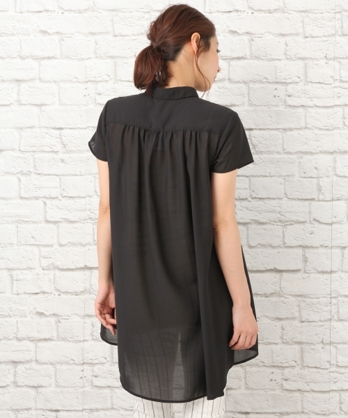 LEPSIM(レプシィム)の「シャツチュニックワンピースSS 724223(チュニック・レディース・オフホワイト/ブラック/グレイッシュベージュ・LARGE/MEDIUM)」の8枚目の写真