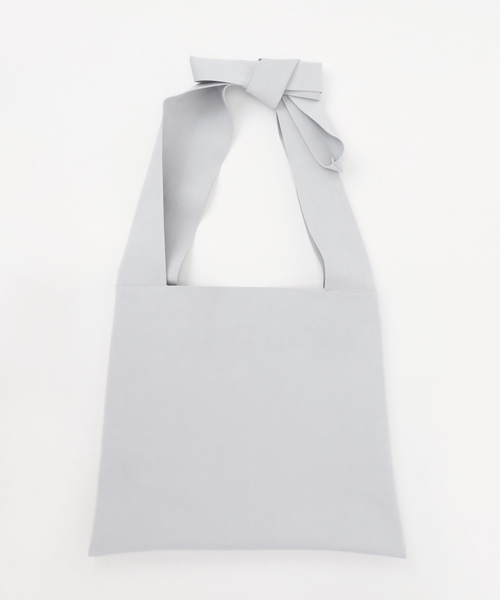 STUDIOUS（ステュディオス）の「スウェードマルシェバッグ（トートバッグ・レディース・サックスブルー/キャメル/ライトグレー・FREE）」の2枚目の写真