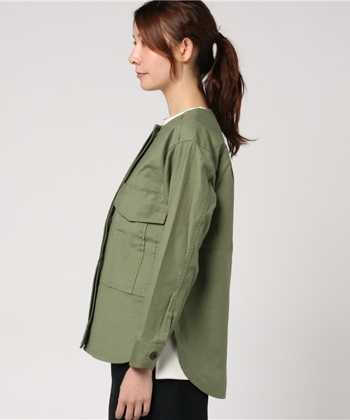 LBC(エルビーシー)の「バックサテンミリタリーブルゾン (ブルゾン・レディース・ベージュ/オリーブ・LARGE/MEDIUM)」の4枚目の写真